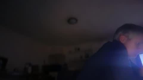 guardiannif_ online show from April 2, 8:39 pm