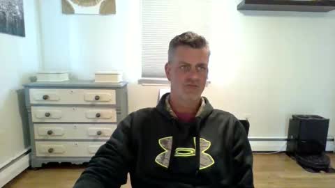 Snapshot of gudguy2025 chatting on April 20, 6:09 pm gudguy2025 online show from April 20, 6:09 pm