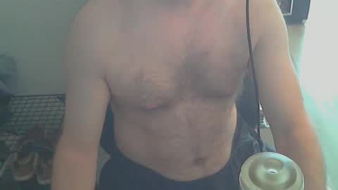 Snapshot of guess91 chatting on January 25, 8:31 am Guess91 online show from January 25, 8:31 am