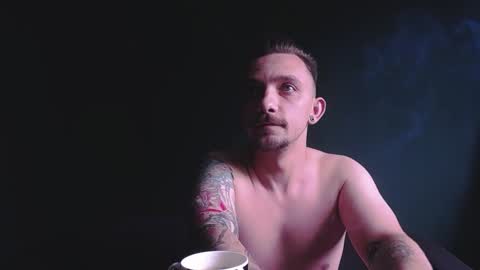 GuessWhatBitch online show from September 25, 10:08 am