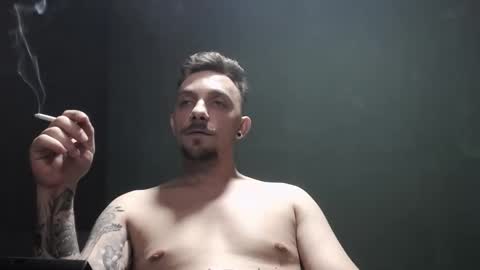 GuessWhatBitch online show from October 8, 8:28 pm