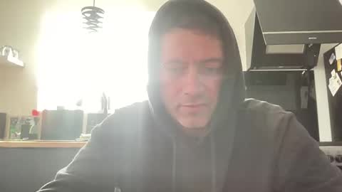 guil0 online show from October 20, 3:45 pm