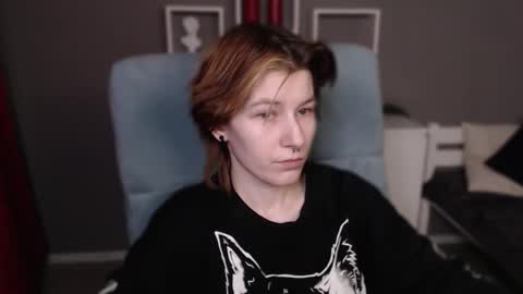 guitarandangell online show from February 16, 7:37 am