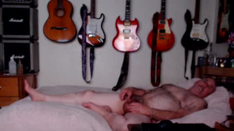 Snapshot of guitarsexgod chatting on January 25, 1:52 pm Mario online show from January 25, 1:52 pm