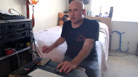 guitarsexgod2 online show from June 22, 12:13 am