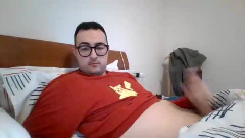 Snapshot of gullit93 chatting on February 16, 12:56 pm gullit93 online show from February 16, 12:56 pm