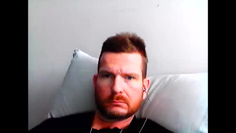 Snapshot of gunz83 chatting on February 16, 3:48 pm Tommy online show from February 16, 3:48 pm