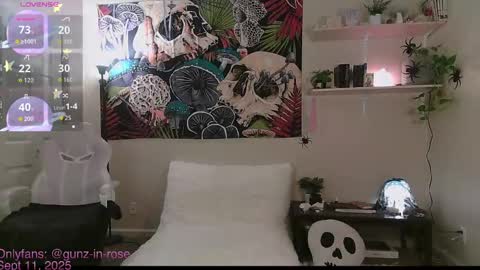 Kylie online show from September 11, 3:23 pm