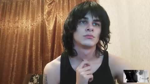 gushill_ online show from November 10, 12:31 am