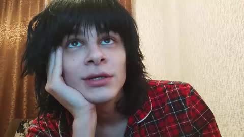 gushill_ online show from November 25, 12:43 am