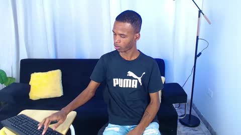 Gusty online show from February 19, 8:27 pm