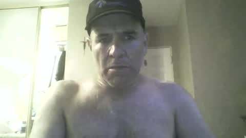 guy8inches4u online show from September 17, 2:13 am