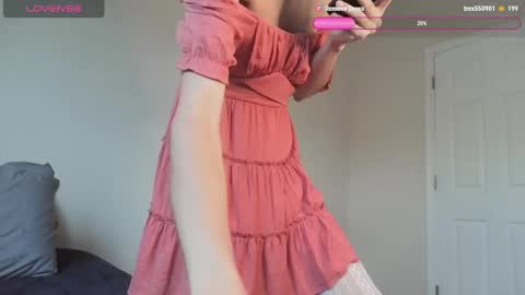 guybeingadude112 online show from October 18, 1:23 pm