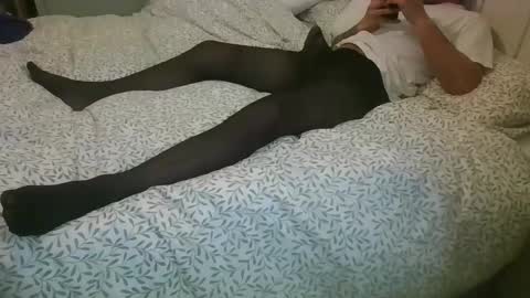 guysinnylons online show from February 27, 10:15 am