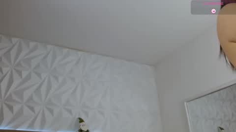 Snapshot of gwen_drew chatting on November 29, 1:03 pm Gwen Drew online show from November 29, 1:03 pm