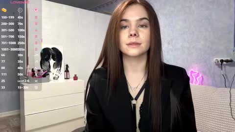 Alice online show from February 18, 5:09 pm