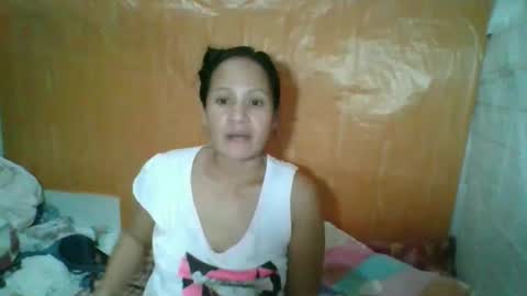 gwenn24 online show from May 24, 4:50 am