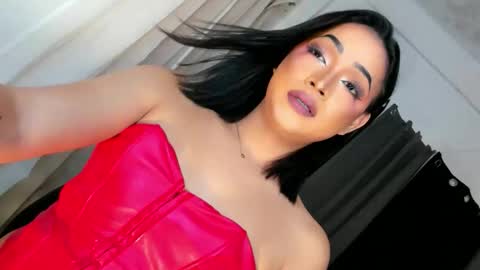 Call me Miss Gwen online show from October 23, 9:35 pm