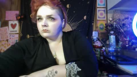 Snapshot of gxddess_fe chatting on January 15, 3:11 am Goddess Fe online show from January 15, 3:11 am