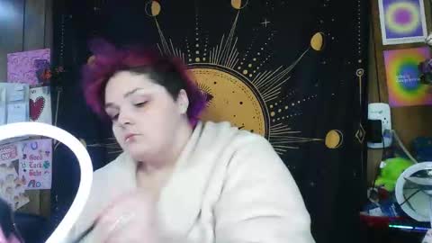 Snapshot of gxddess_fe chatting on February 9, 2:21 pm Goddess Fe online show from February 9, 2:21 pm