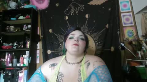 Snapshot of gxddess_fe chatting on May 25, 11:55 pm Goddess Fe online show from May 25, 11:55 pm