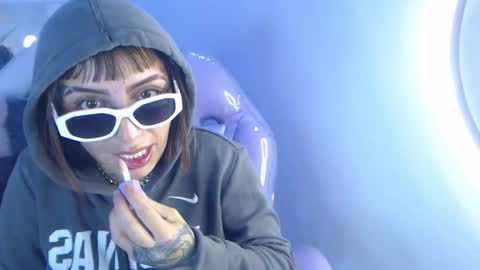 gyal_8_ online show from October 25, 4:35 pm