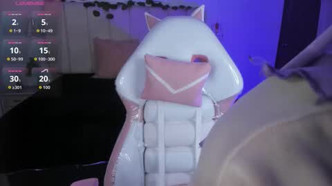 gyal_8_ online show from December 2, 4:07 am