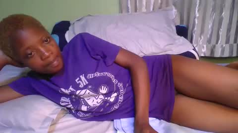 gyaldem_queen online show from September 28, 10:59 pm