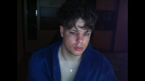 gymguy0505 online show from April 7, 2:28 pm