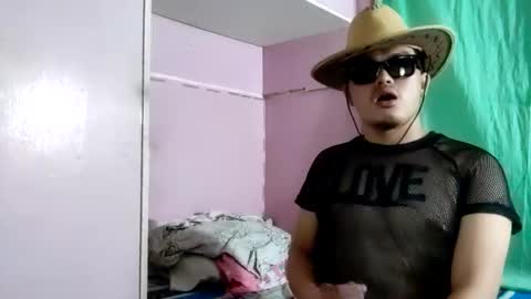 gymsin_borte online show from April 21, 3:39 pm