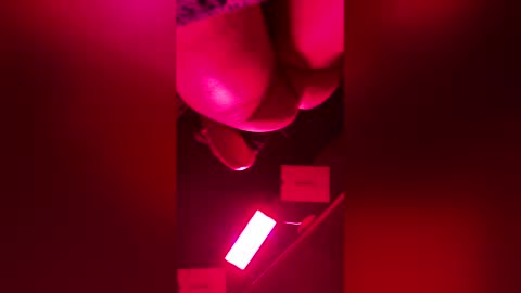 Snapshot of gypsynova777 chatting on April 15, 9:27 am gypsynova777 online show from April 15, 9:27 am