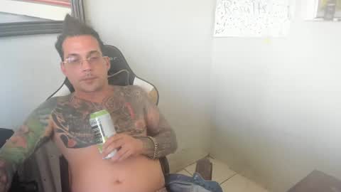 Snapshot of h0lysin chatting on February 19, 8:31 pm Alejandro 3 online show from February 19, 8:31 pm