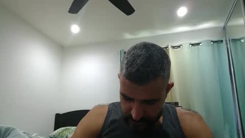 h0nest84 online show from October 12, 5:56 pm