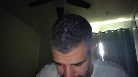 h0nest84 online show from November 18, 5:06 pm