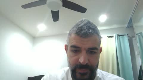 h0nest84 online show from November 19, 5:46 pm