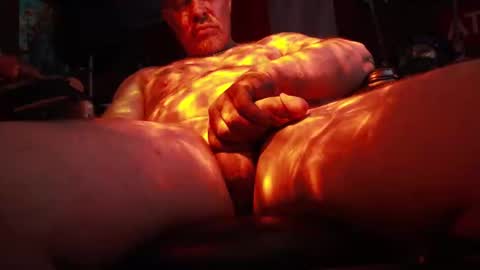 h0tttsteel online show from October 15, 11:10 am