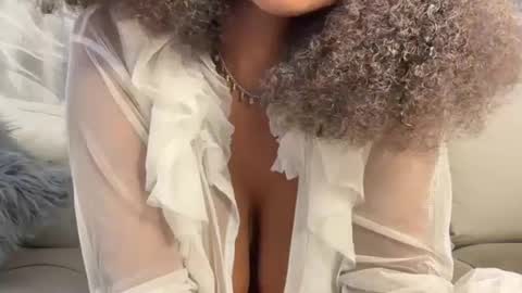 h_o_t_goddess online show from June 20, 4:15 am