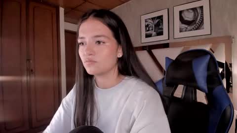 haathorx online show from February 8, 6:33 pm