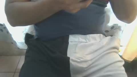 Manuel online show from May 17, 7:43 pm