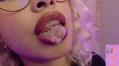 Haely online show from April 1, 12:22 am