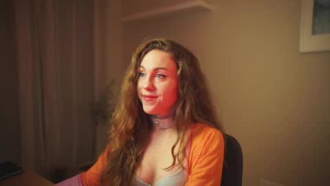 hahayessihaveone online show from November 3, 7:26 pm