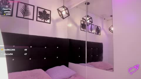 haiily_baeker online show from November 4, 5:23 pm