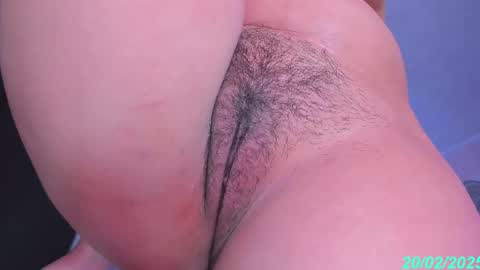 Snapshot of haiiry_girl18 chatting on February 20, 9:31 pm Stacy online show from February 20, 9:31 pm