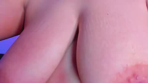 Snapshot of haiiry_girl18 chatting on February 28, 1:14 pm Stacy online show from February 28, 1:14 pm