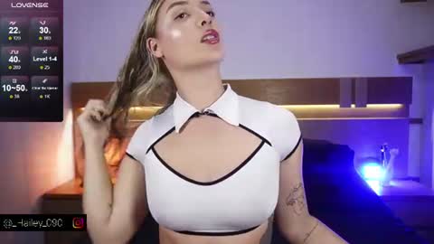 Hailey online show from July 6, 3:58 pm