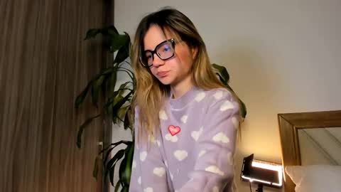 Hailey online show from February 1, 10:52 pm