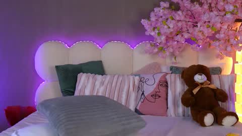 Hailey online show from March 11, 9:59 am