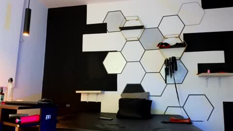 haileycat_ online show from February 21, 5:46 am