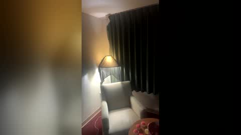 haileysmith87 online show from April 21, 7:47 am