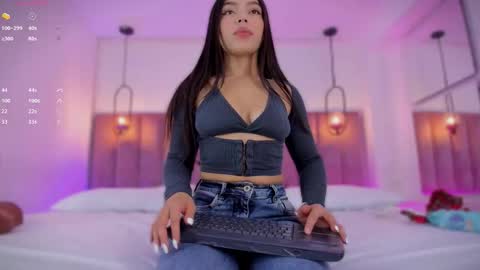 Haily online show from October 6, 7:11 pm